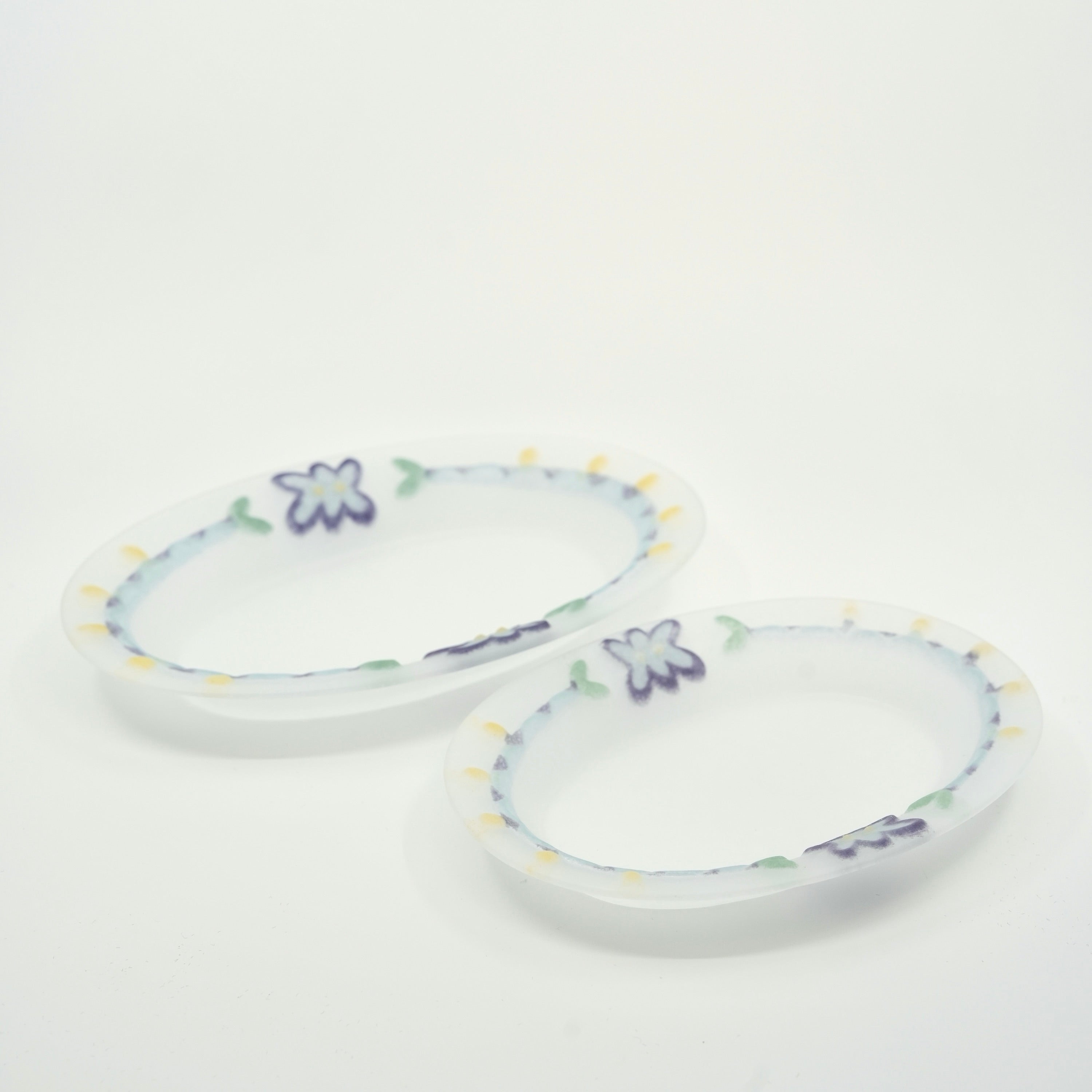 Relief Glass Plate – Oval