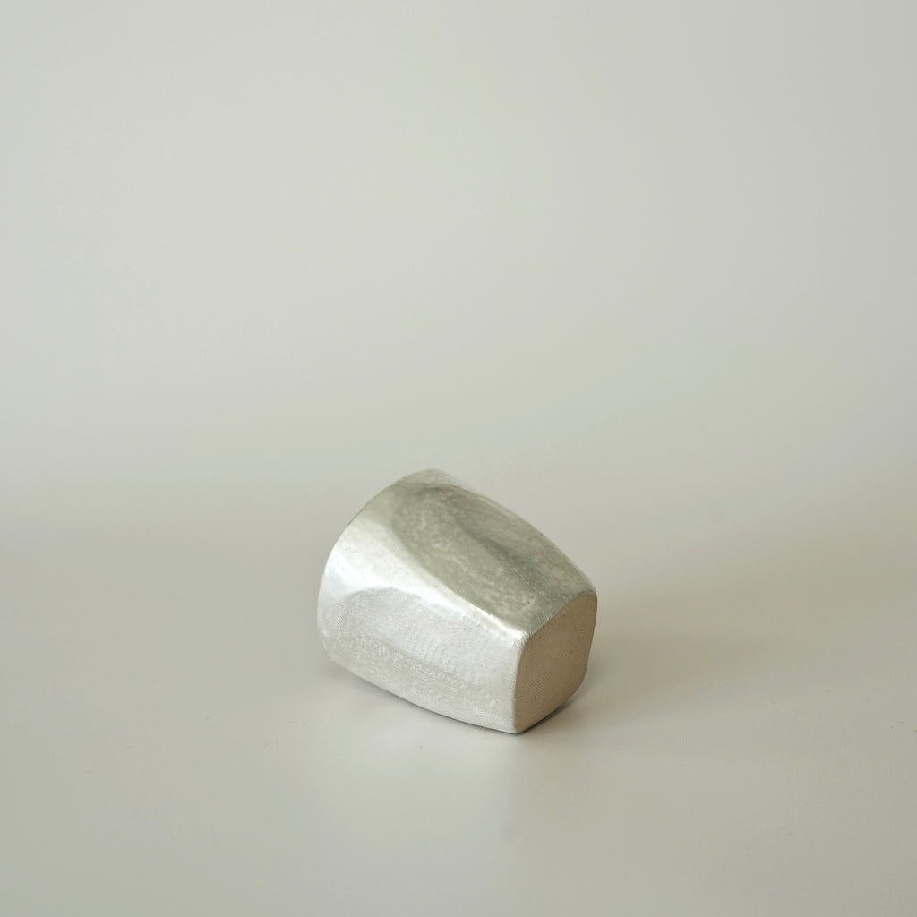Small Faceted Cup – Beige