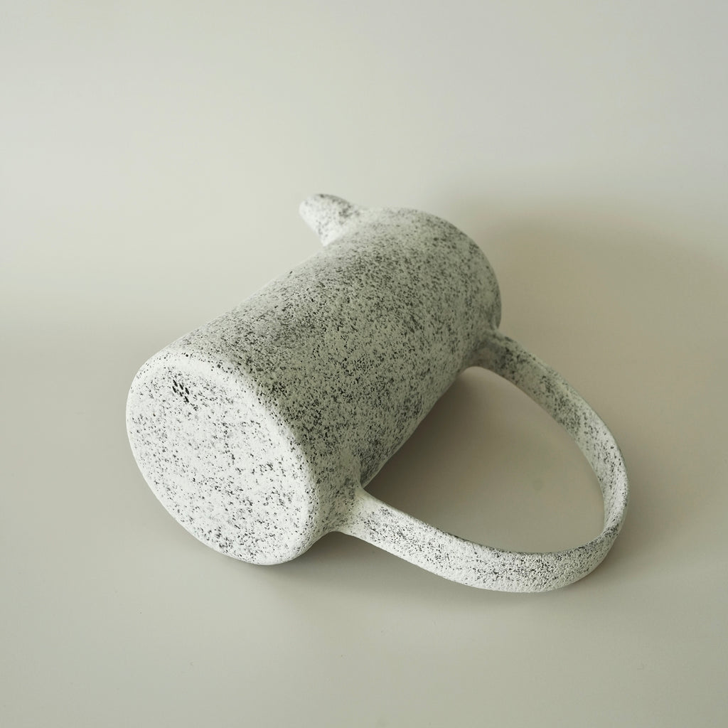 Kohiki Water Pitcher / Vase