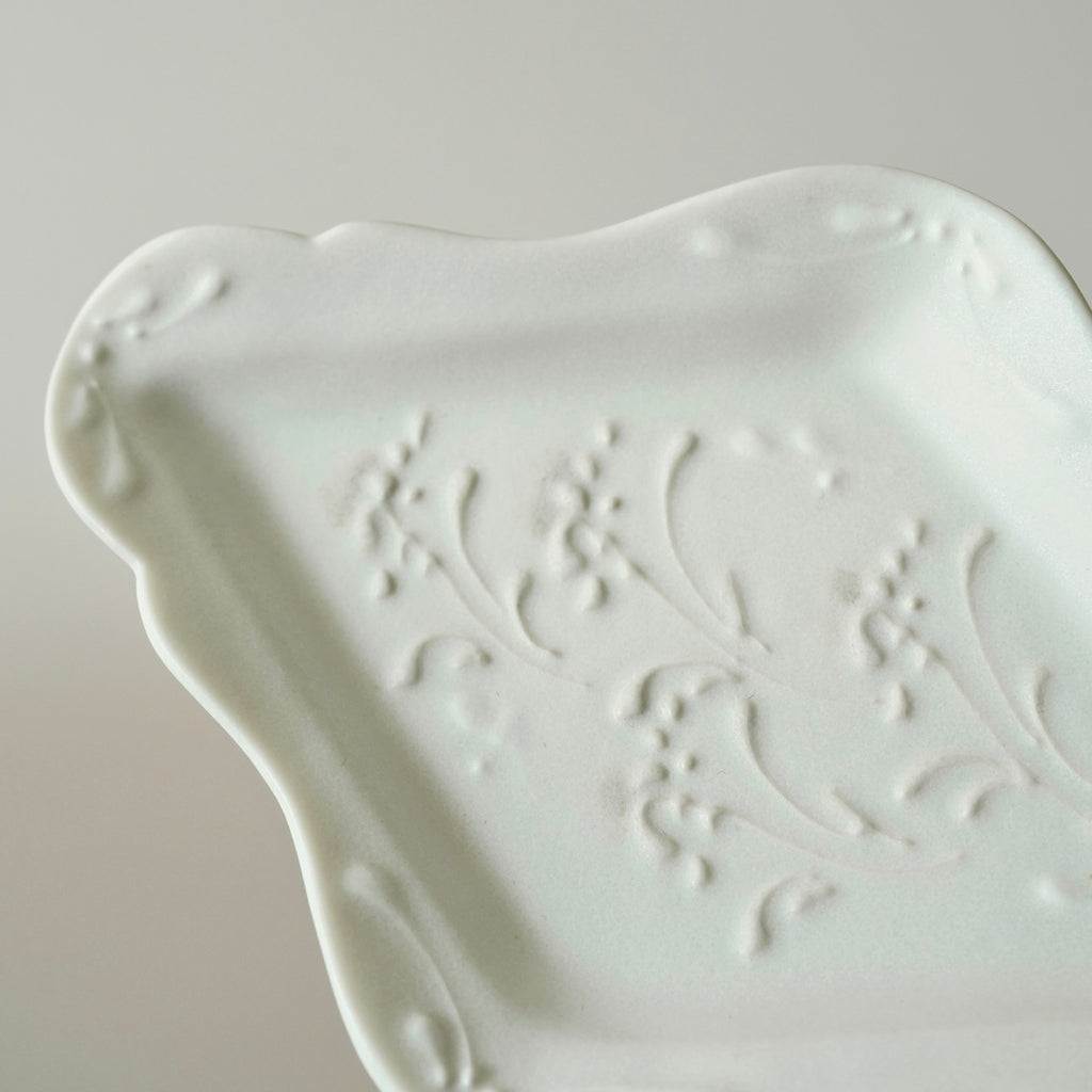 Diamond-shaped Dish
