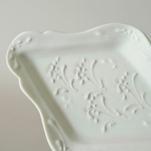 Diamond-shaped Dish