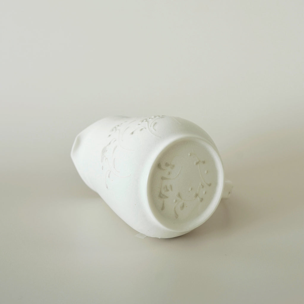 Dandelion Relief Pitcher