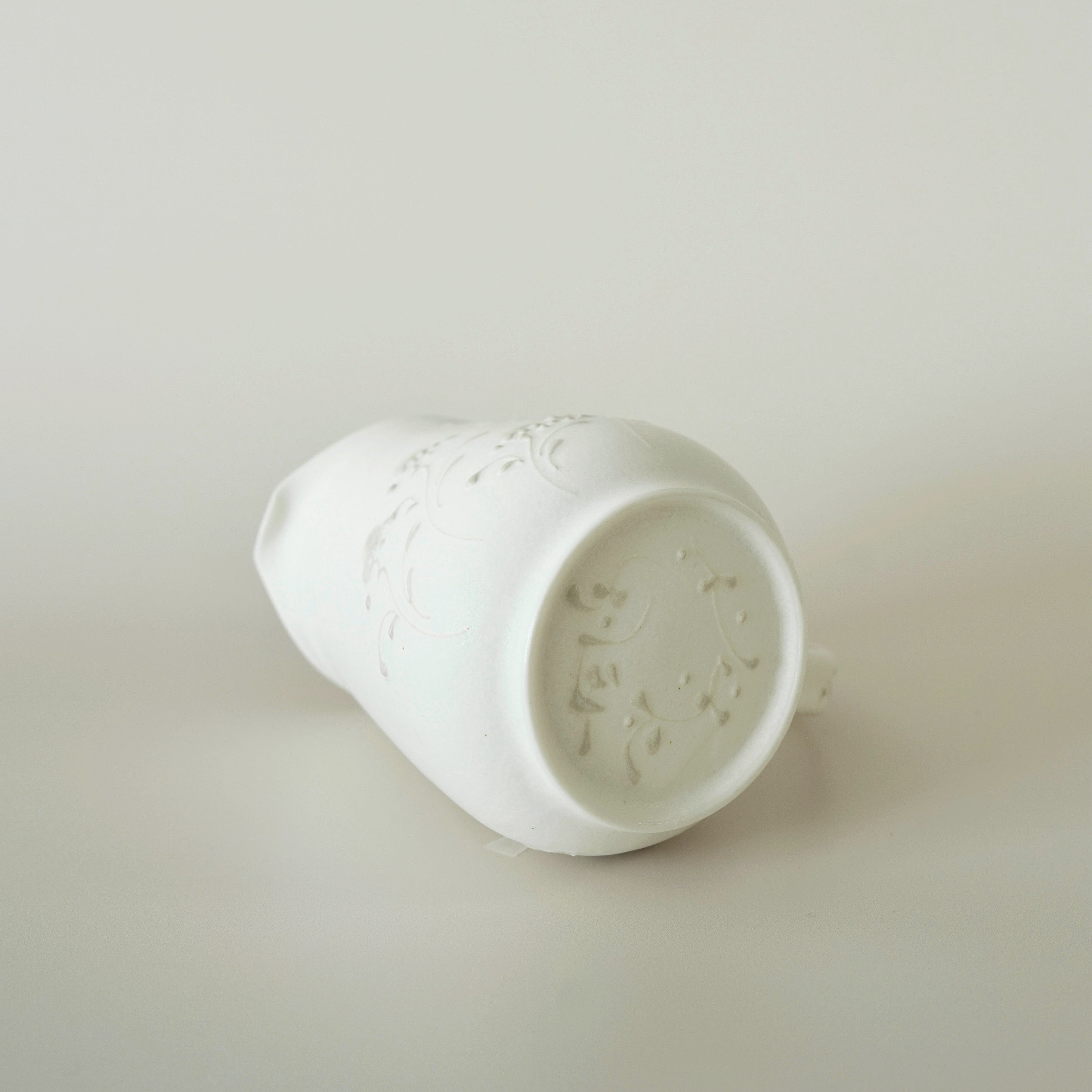 Dandelion Relief Pitcher