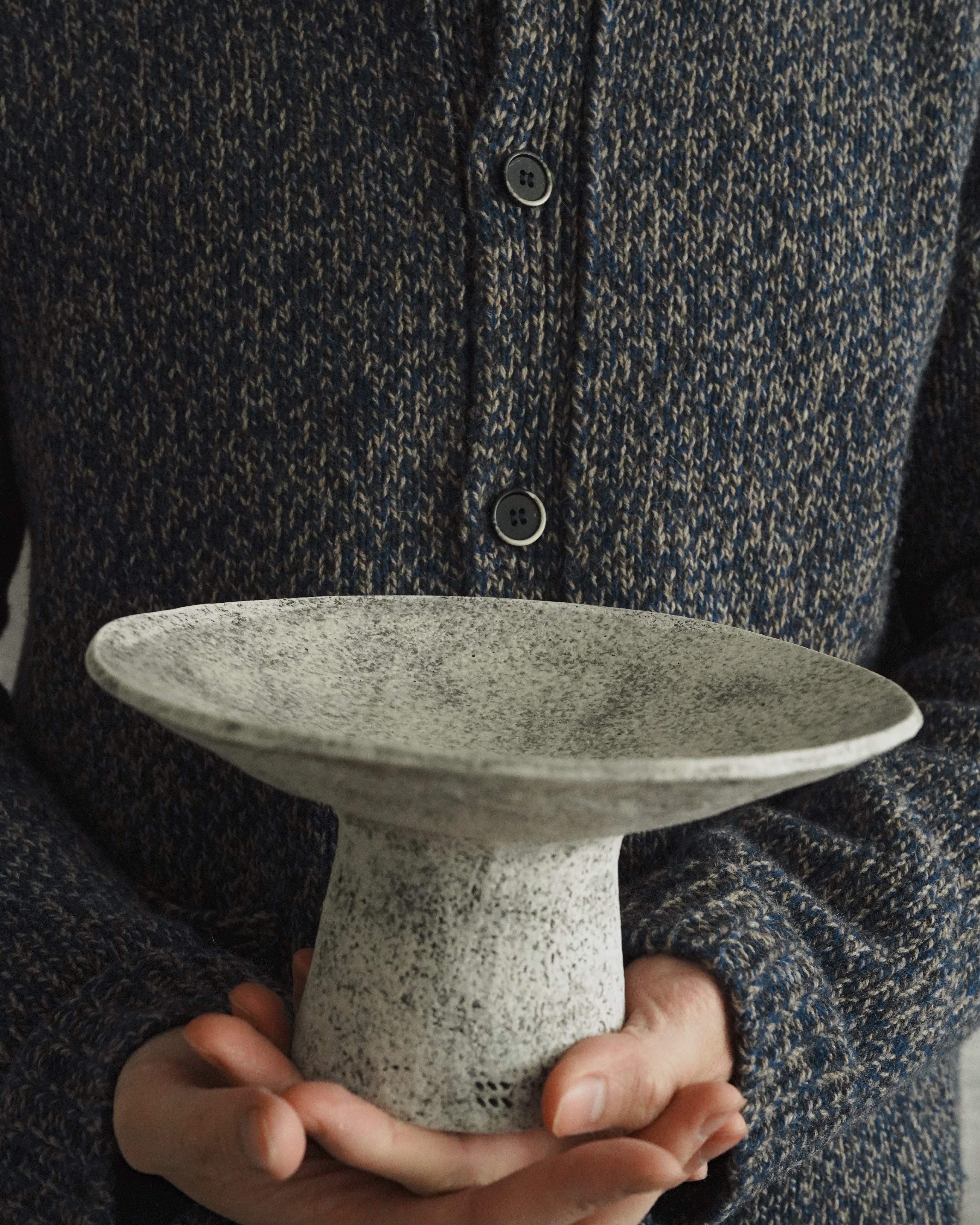 Pedestal Plate