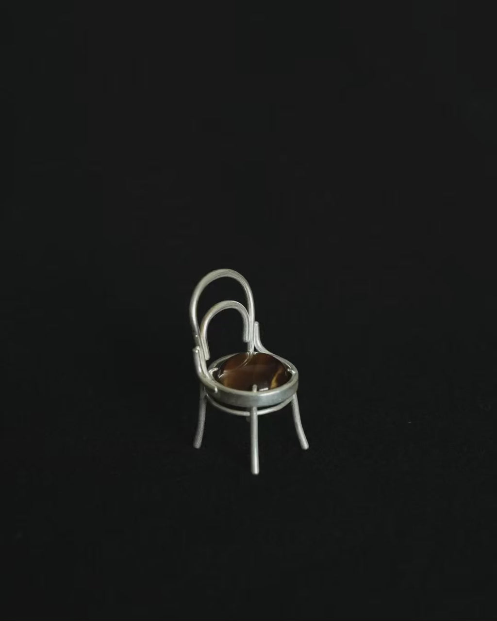 The Chair No.4 – Tiger's Eye